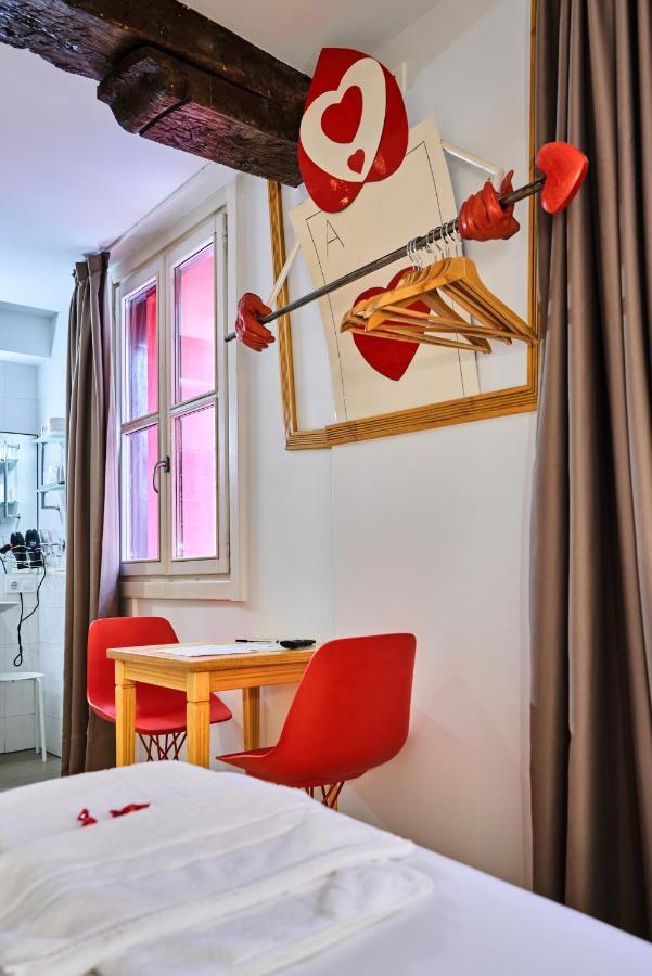 Pension Aliciazzz Bed And Breakfast Більбао Екстер'єр фото