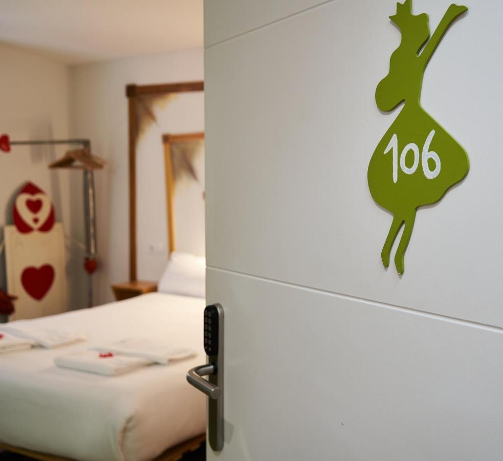 Pension Aliciazzz Bed And Breakfast Більбао Екстер'єр фото
