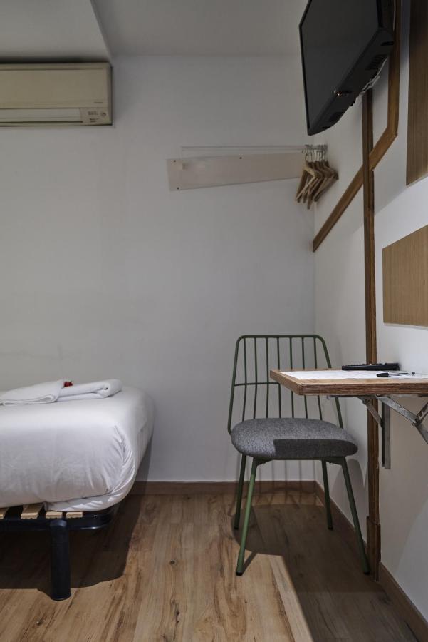 Pension Aliciazzz Bed And Breakfast Більбао Екстер'єр фото