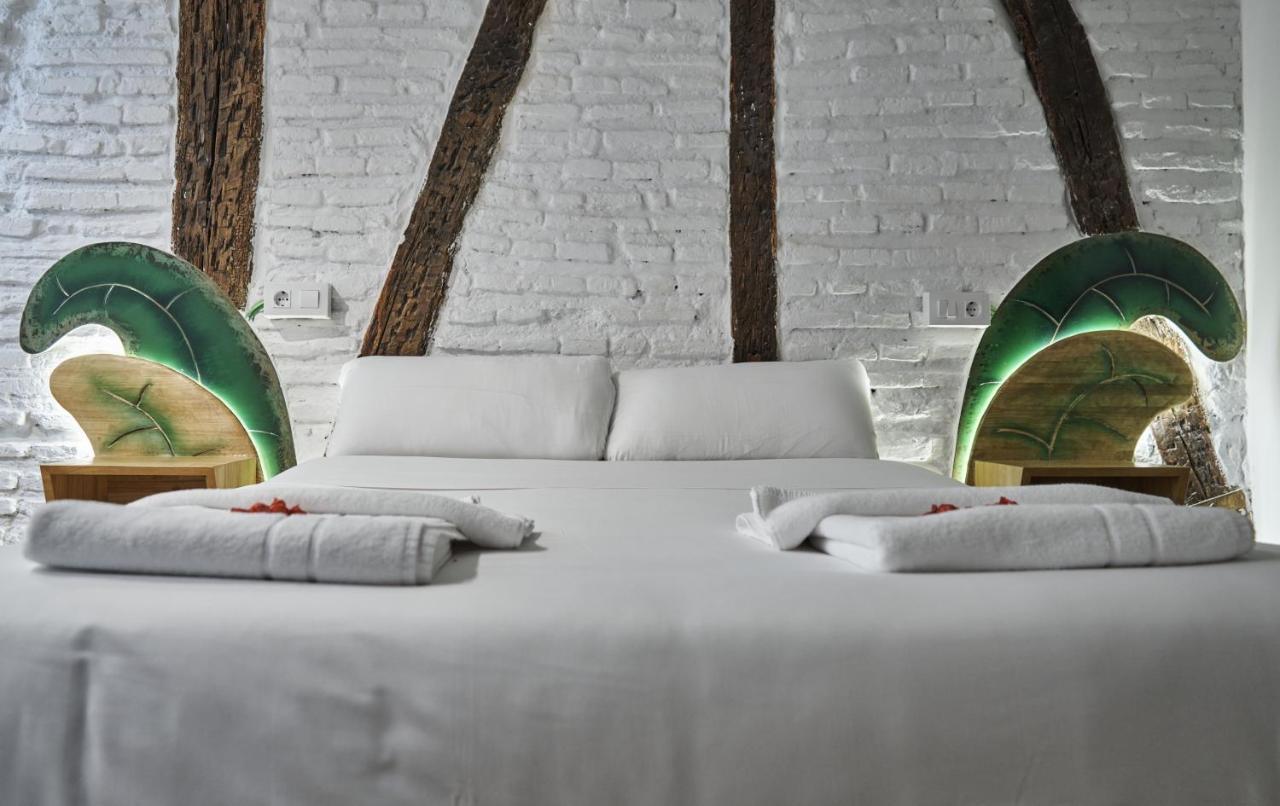 Pension Aliciazzz Bed And Breakfast Більбао Екстер'єр фото