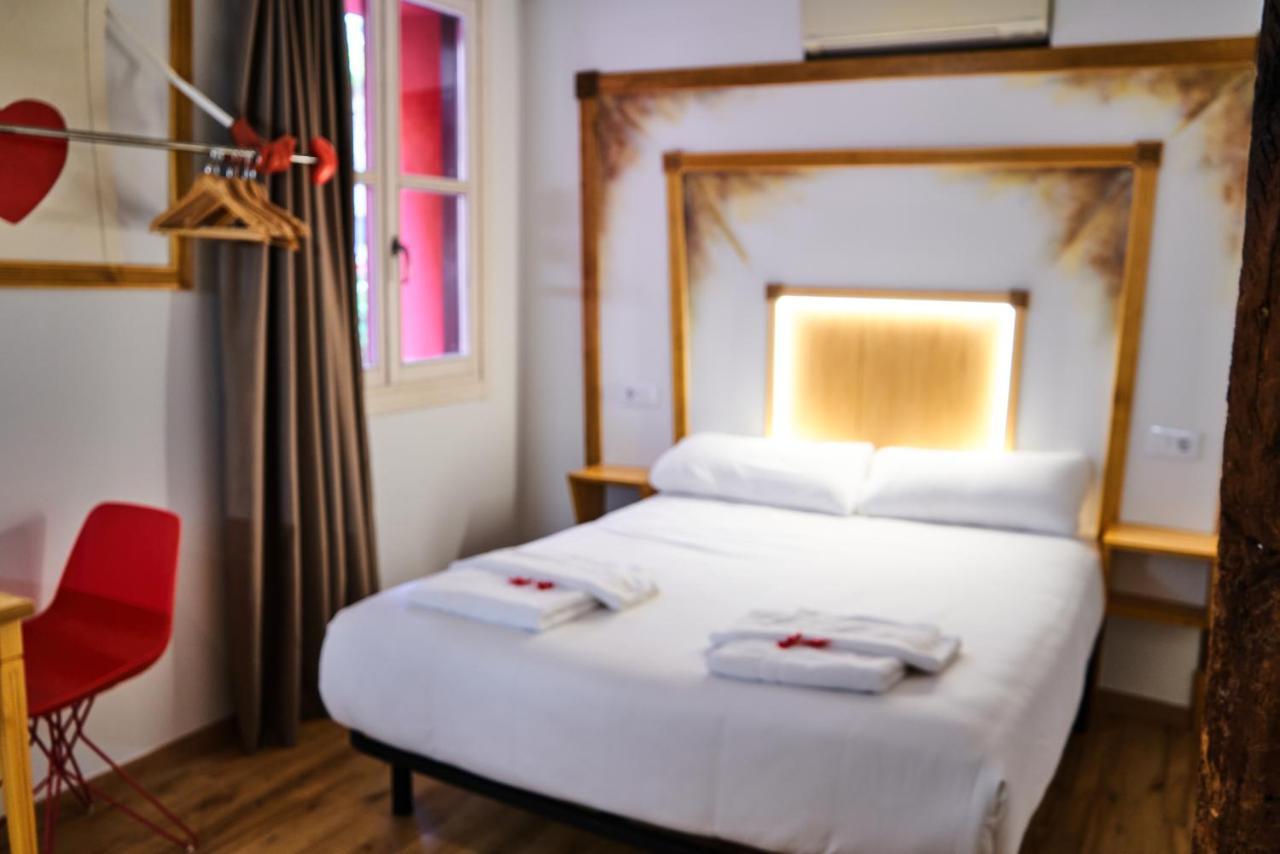 Pension Aliciazzz Bed And Breakfast Більбао Екстер'єр фото