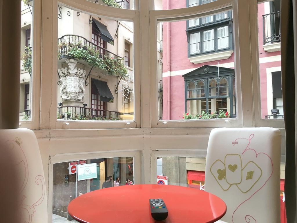 Pension Aliciazzz Bed And Breakfast Більбао Екстер'єр фото
